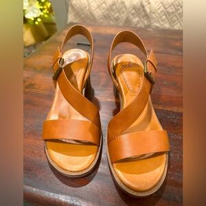 Zodiac Tan Sandals Size 7.5